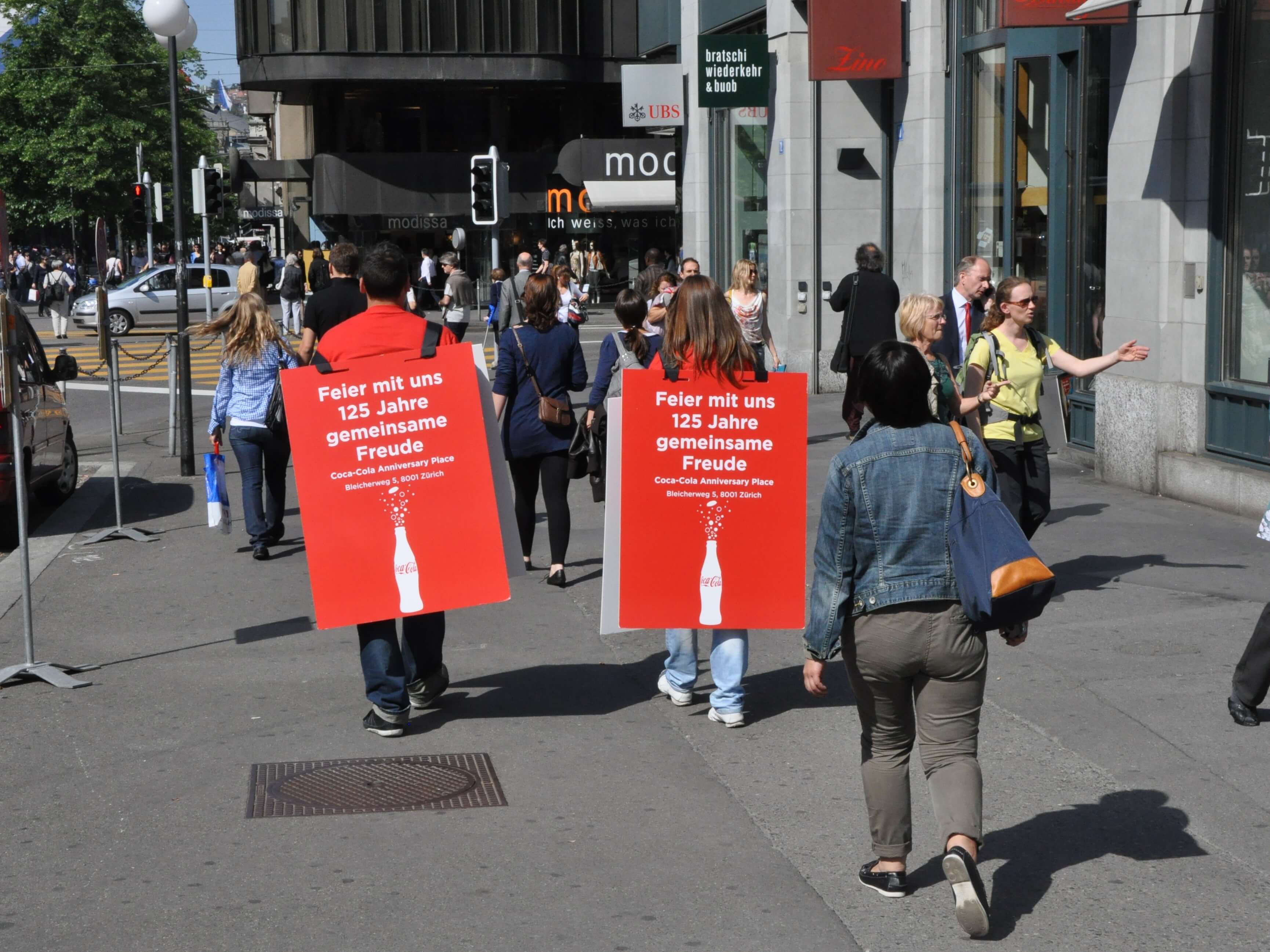 Sandwichmen Coca-Cola 2